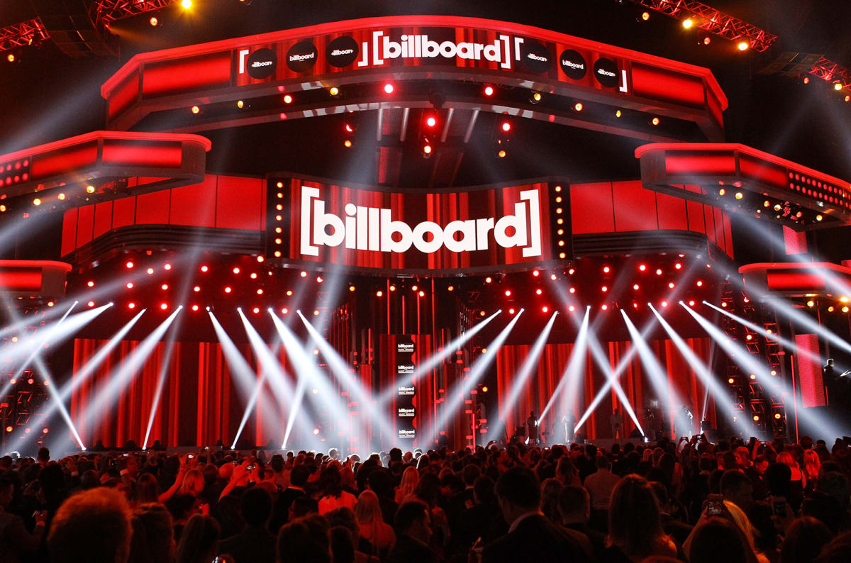 ILLENIUM, PNAU, Lady Gaga Top Dance/Electronic Kategori Di Billboard Music Awards – EDM.com