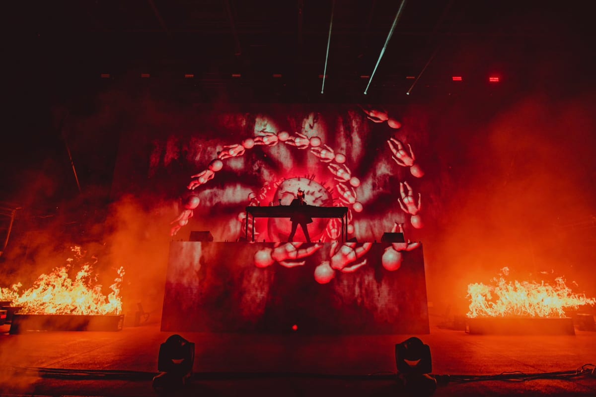 Saksikan Rezz Menghantui Red Rocks Dengan Performa Penuh “Nightmare On Rezz Street 2” – EDM.com