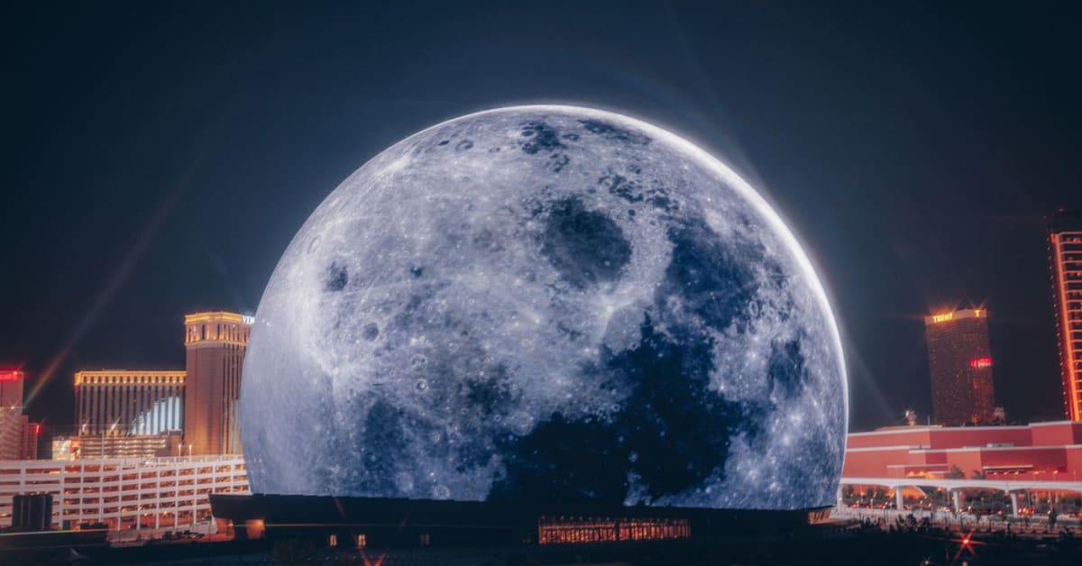 Vegas 2 3 Billion Sphere The World s Largest LED Screen Illuminates 