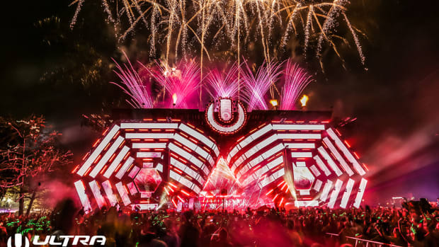 Ultra Music Festival fireworks main stage photo.