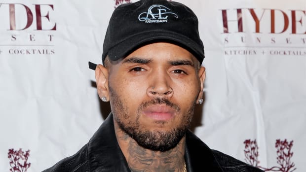 A headshot of singer/songwriter/dancer Chris Brown.