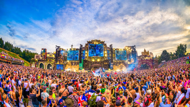 Tomorrowland+-+1