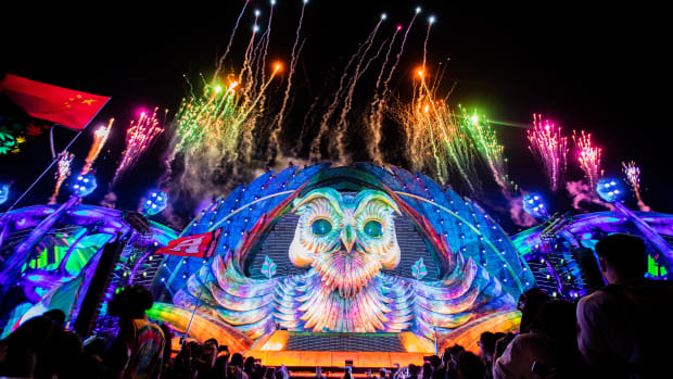 EDC LV 2021-FIRE WORKS-Brian Rapaport Photo_21