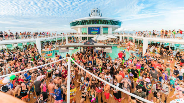 groove cruise