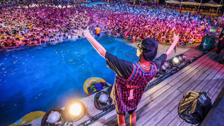 Wuhan China Pool Rave Attracts Thousands In City Where Covid 19 Was First Identified Edm Com The Latest Electronic Dance Music News Reviews Artists