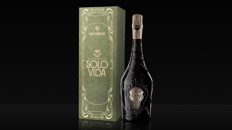 Tomorrowland Solo Vida Wine: The New Drink to Help Forget That Festivals are Canceled