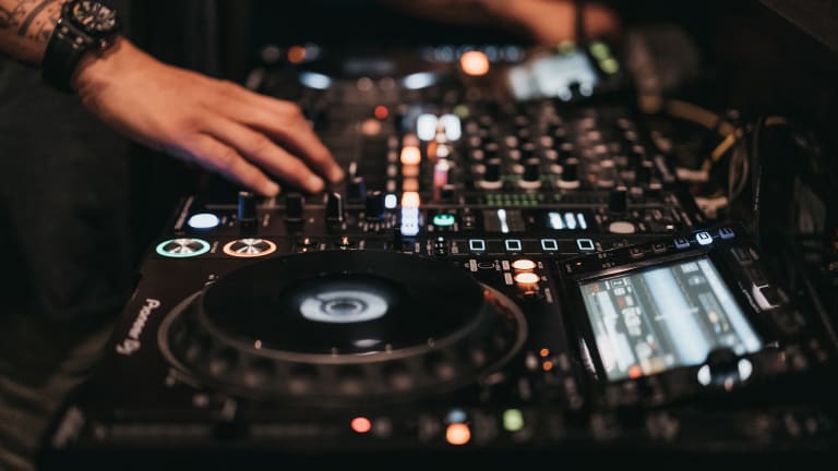 New Survey Reveals COVID-19 Has Influenced DJs to Stop Pursuing Music Careers