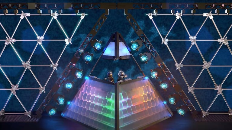 Father-Son Duo Transform Daft Punk's Alive 2007 Stage Into Epic LEGO Recreation