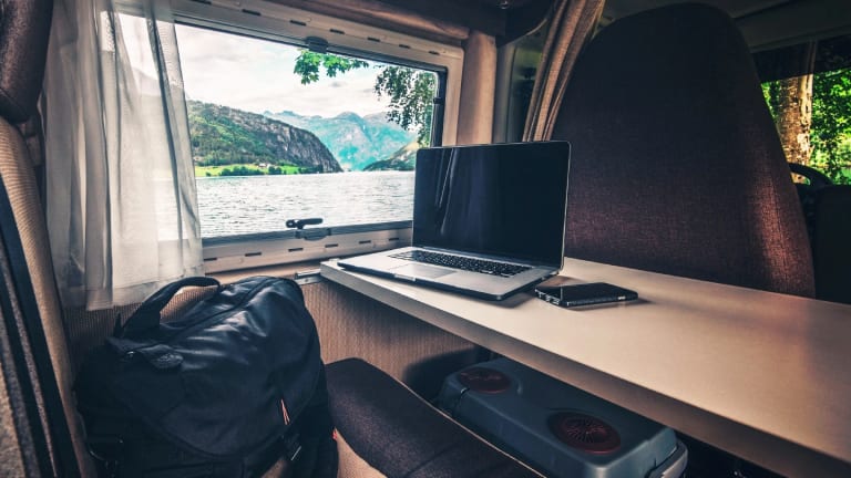 Can Music Producers Be Digital Nomads? 5 Ways to Achieve the Lifestyle