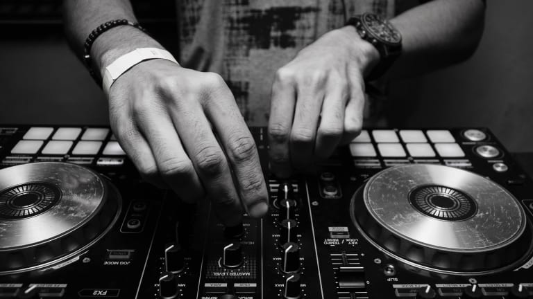 First-Ever DJ Workshop for the Deaf In the U.K. Scheduled for 2022