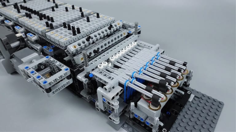 Colored Bricks and Fresh Kicks: Check Out This Functional LEGO Drum Machine