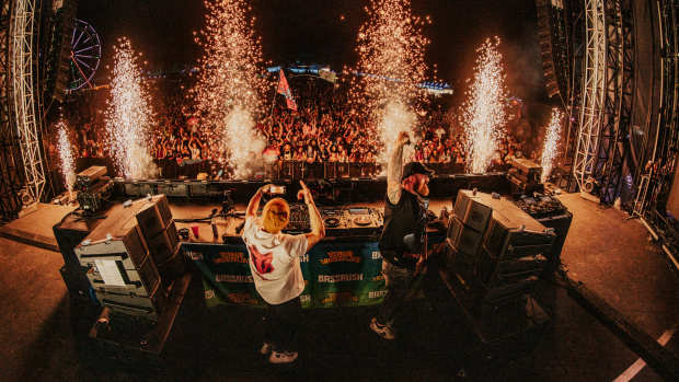AC BEYOND-16