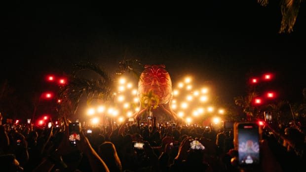 Tomorrowland x Loop earplugs : r/Tomorrowland