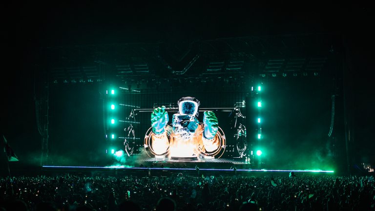 VELD Wraps Up Massive 2024 Festival In Toronto With Alesso, FISHER ...