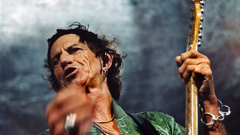 Watch Rolling Stones Co-Founder Keith Richards Create Ambient Electronic Music