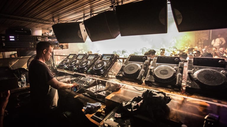 Watch Ben Klock DJ On 16 Decks at Fabric London