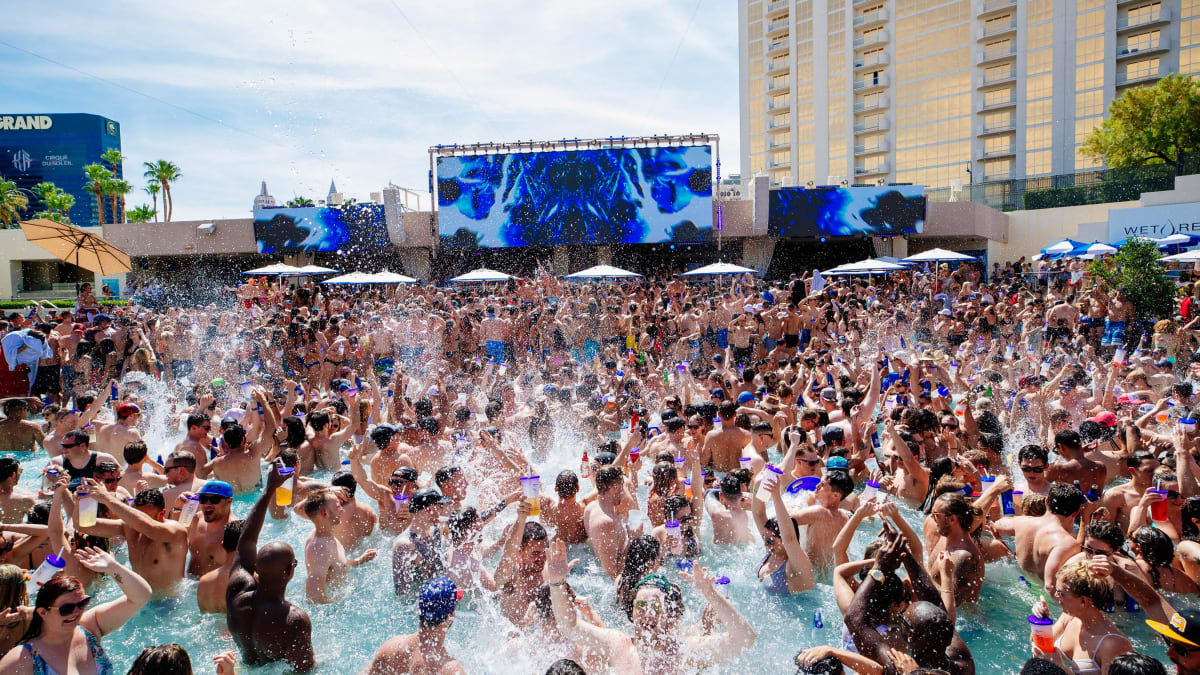 The Best Las Vegas Pool Parties