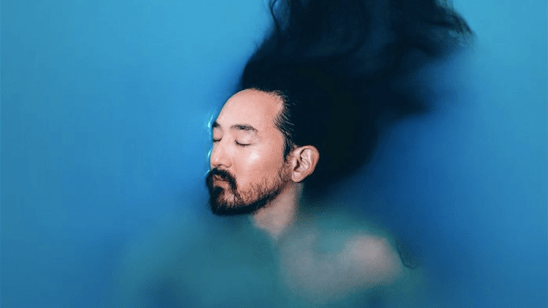 Steve Aoki To Release Memoir Titled Blue The Color Of Noise Edm