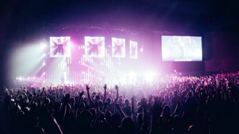 describe a concert rolling stones concert experience