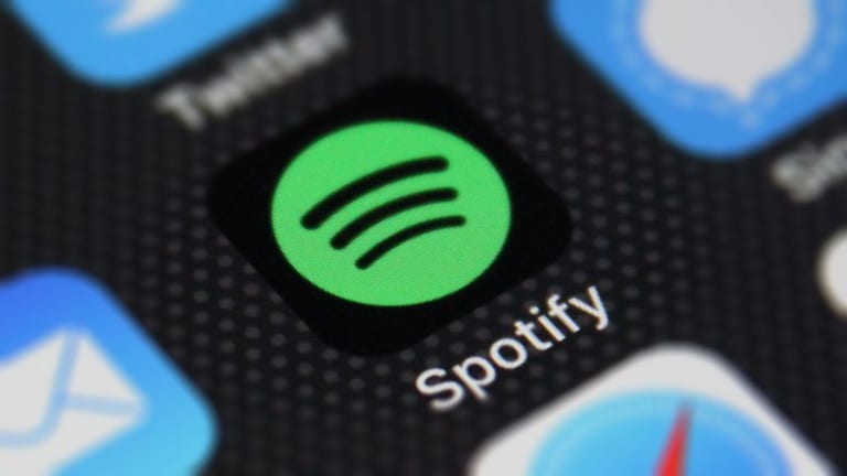How to use spotify on apple watch without iphone deals