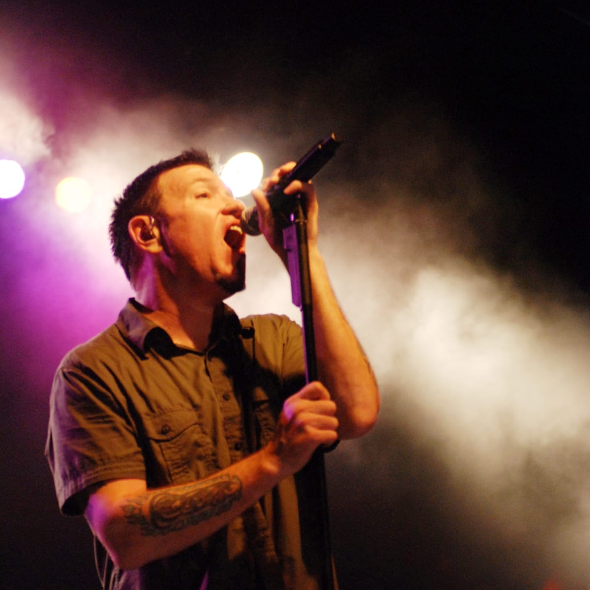 Smash Mouth singer Steve Harwell leaves band to focus on his health