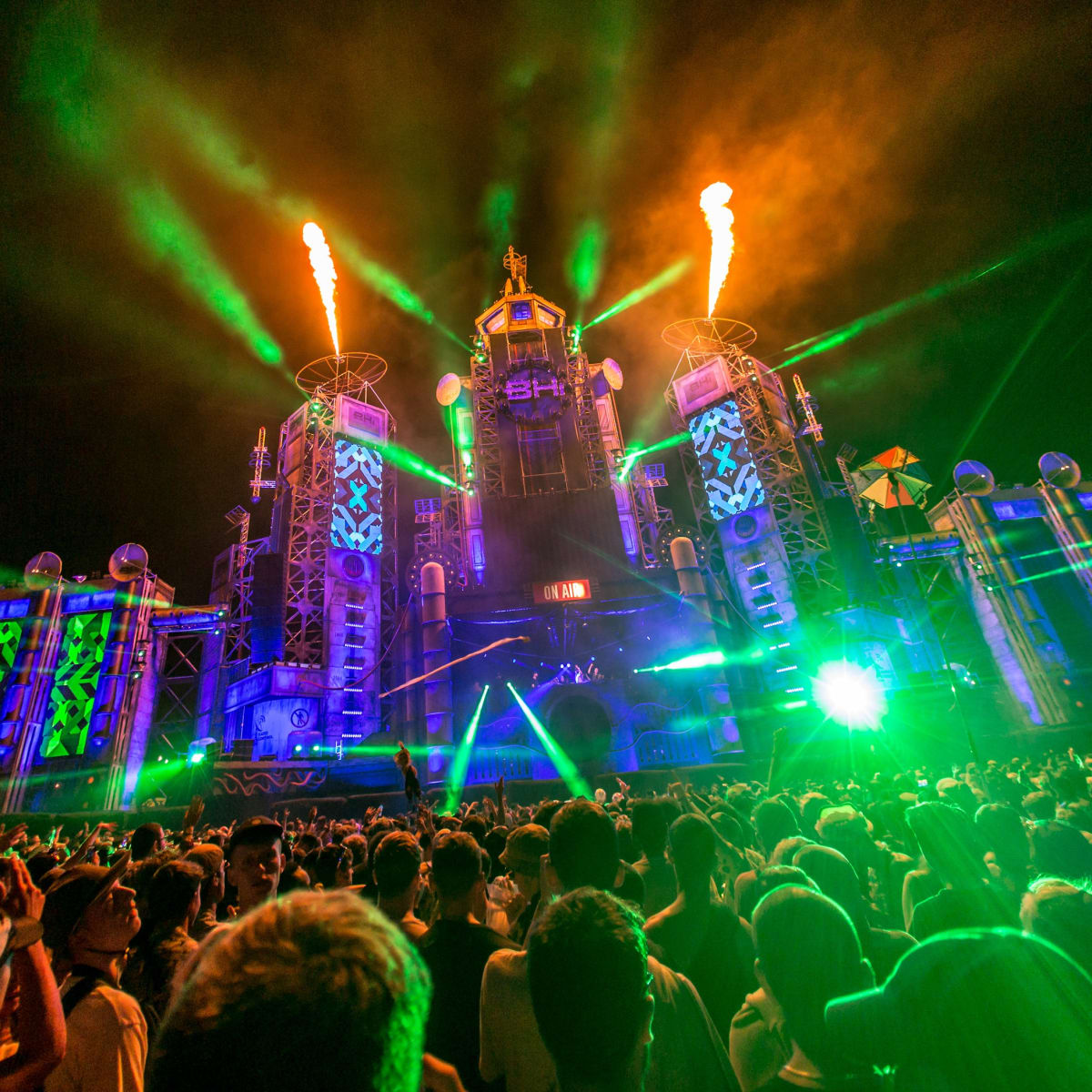 Boomtown festival cancelled amid Covid insurance row - BBC News