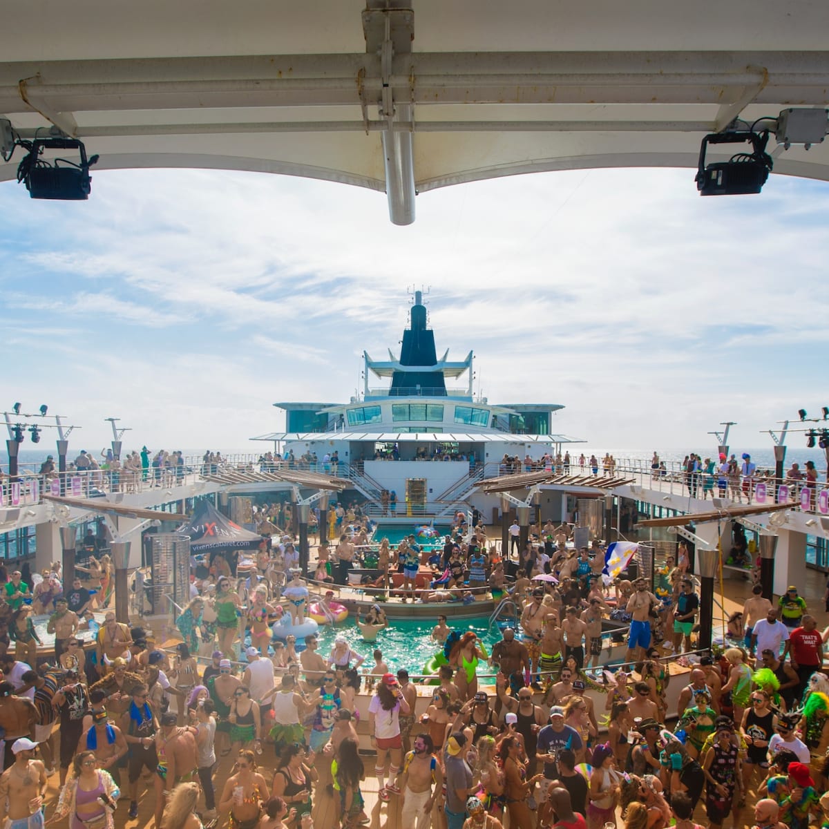 Groove Cruise (@groovecruise) • Instagram photos and videos