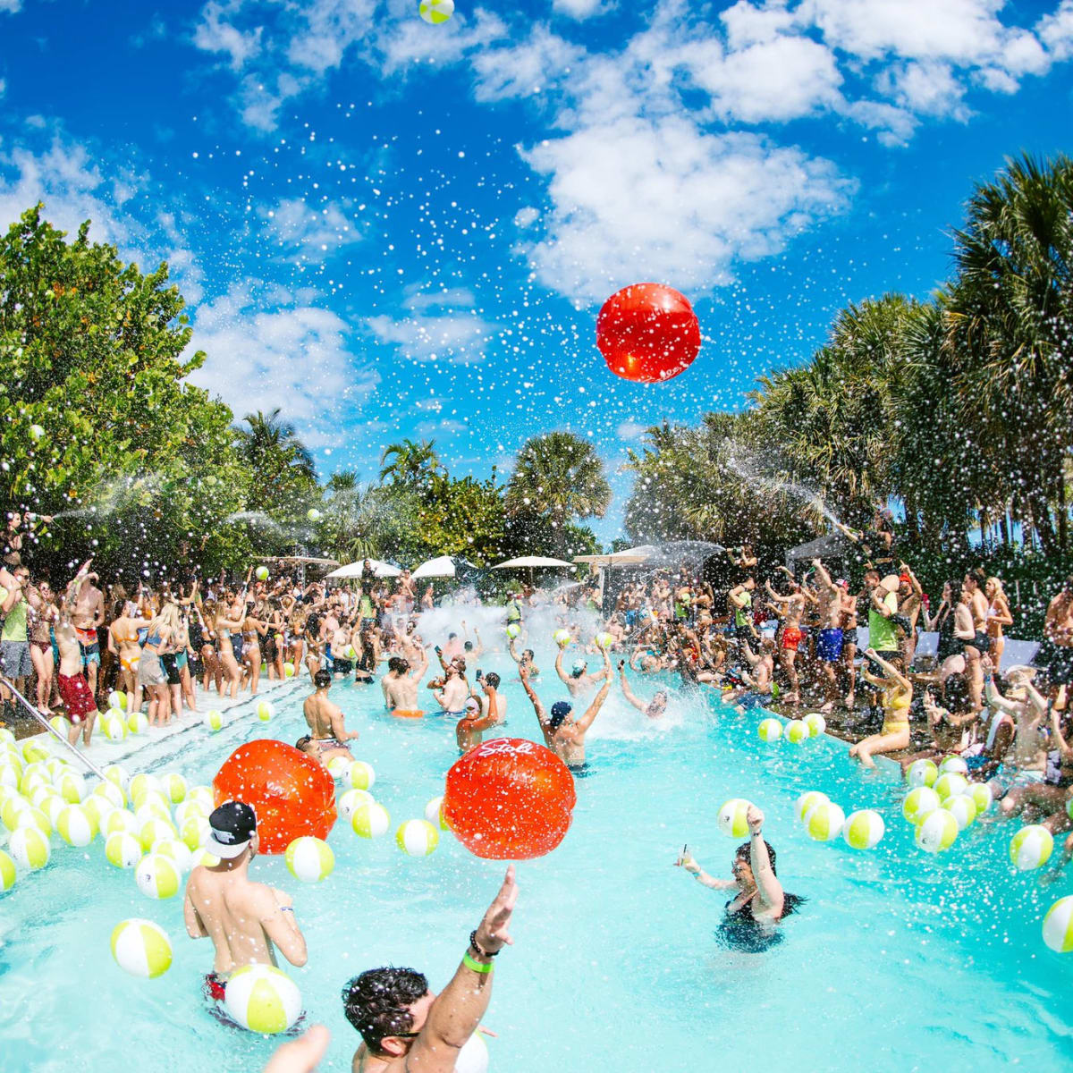 Sun, Shine, Swim, and Style Pool Party in Miami 2022 - 2023, Miami FL - Dec  31, 2022 - 11:00 AM