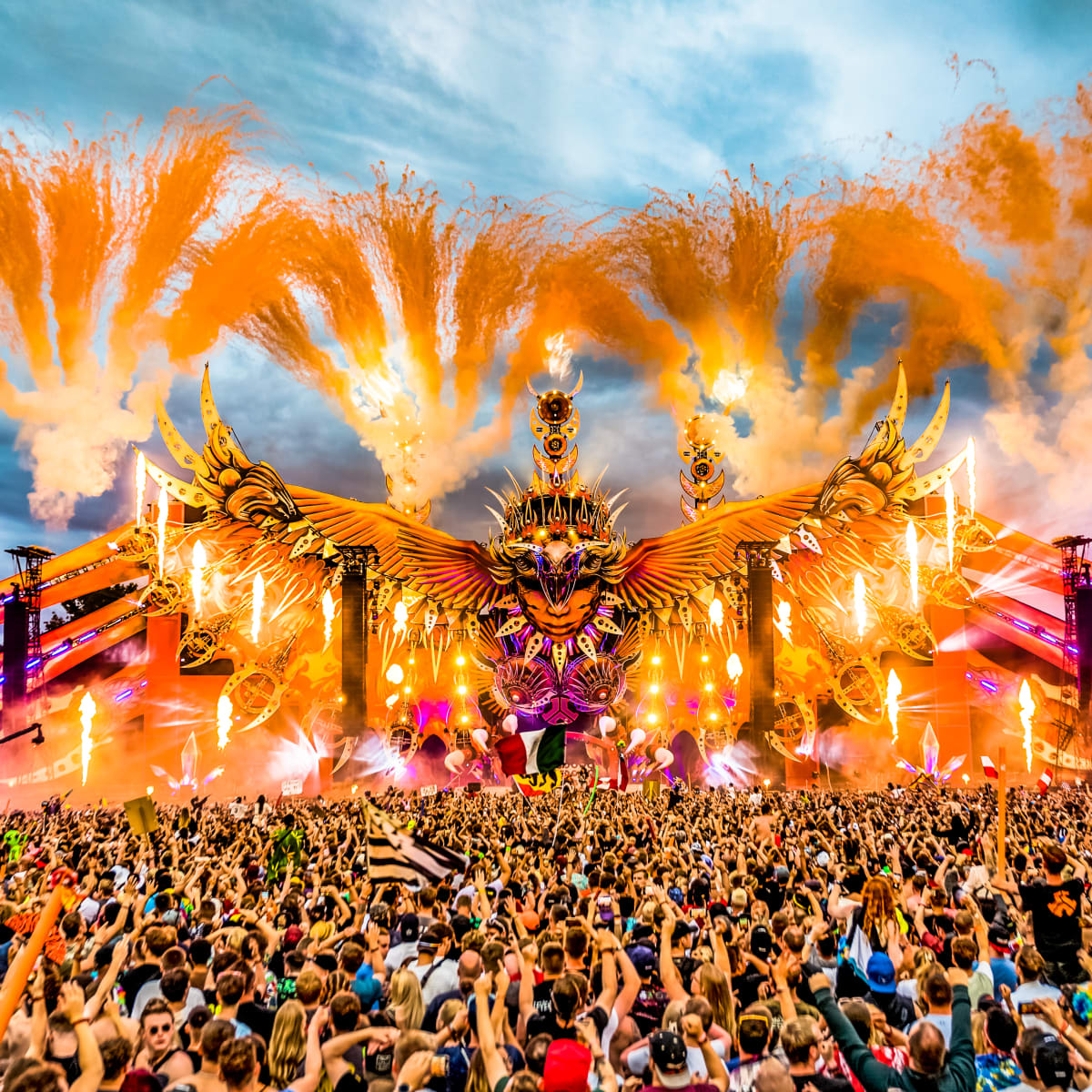 Defqon festival shop