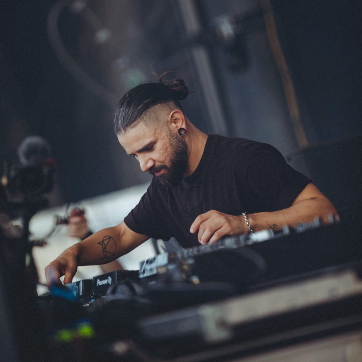 Welcome to 2023 the Year of Skrillex EDM The Latest Electronic Dance Music News Reviews Artists