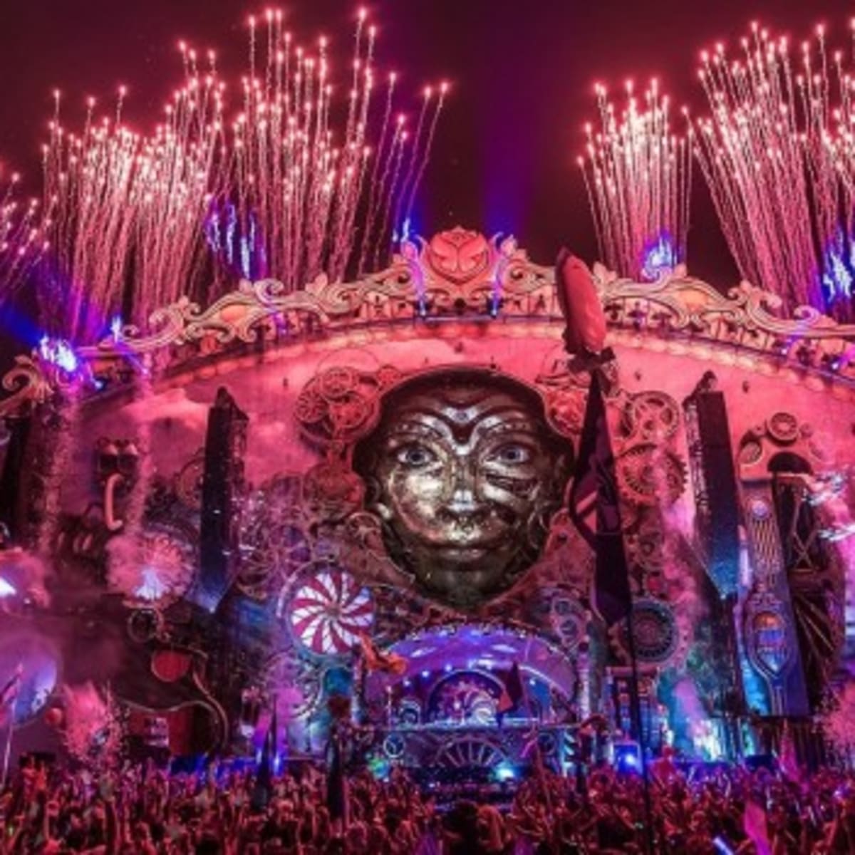tomorrowworld.jpg tomorrowworld.jpg
