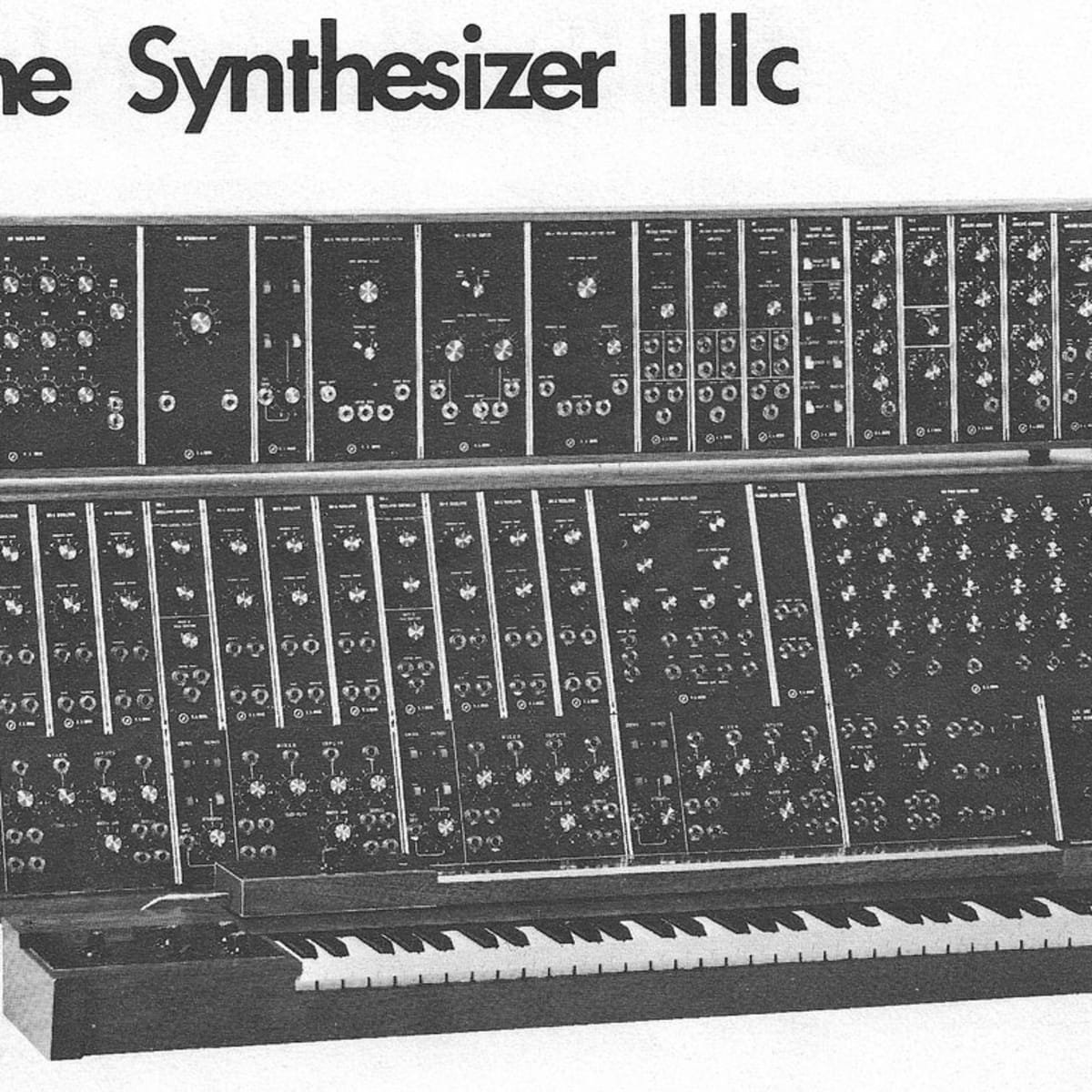 First outlet moog synthesizer