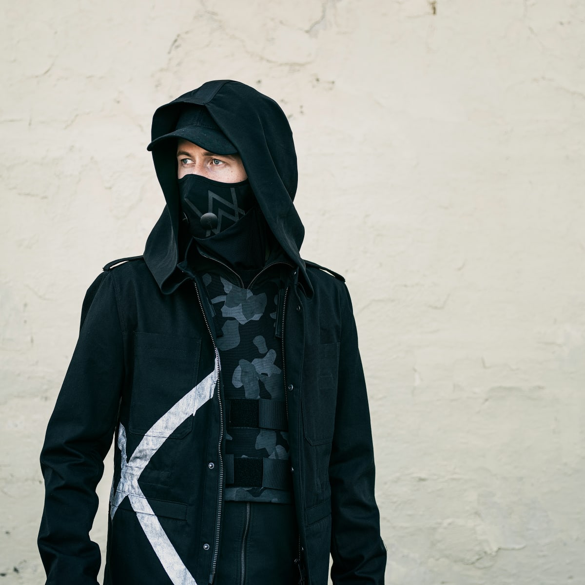 Alan walker dress best sale amazon