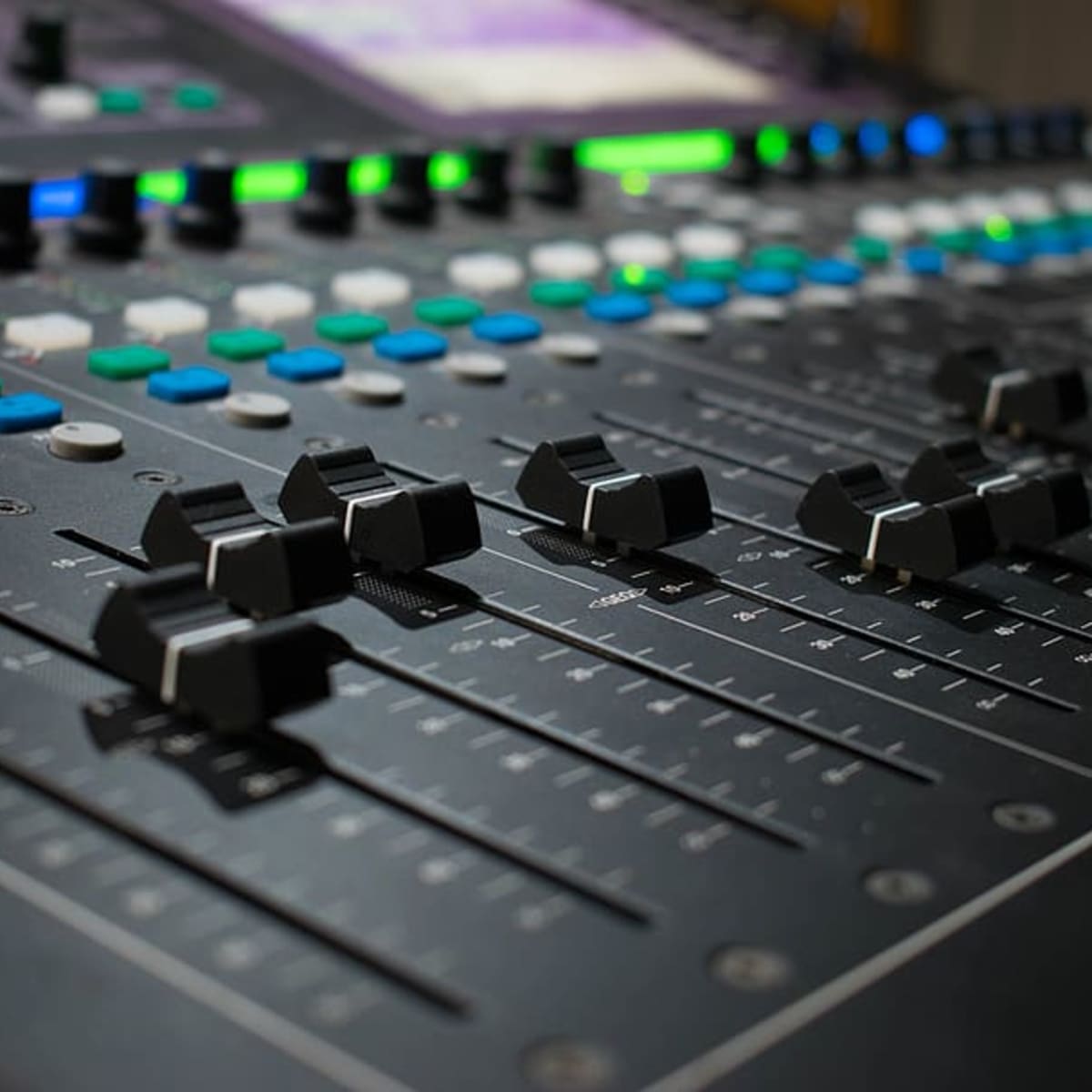 Edm music best sale instruments