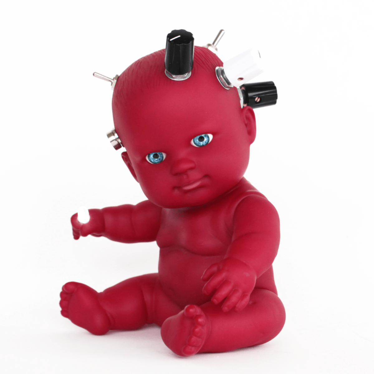 There's No Calming This Creepy, Light-Sensitive Baby Synthesizer