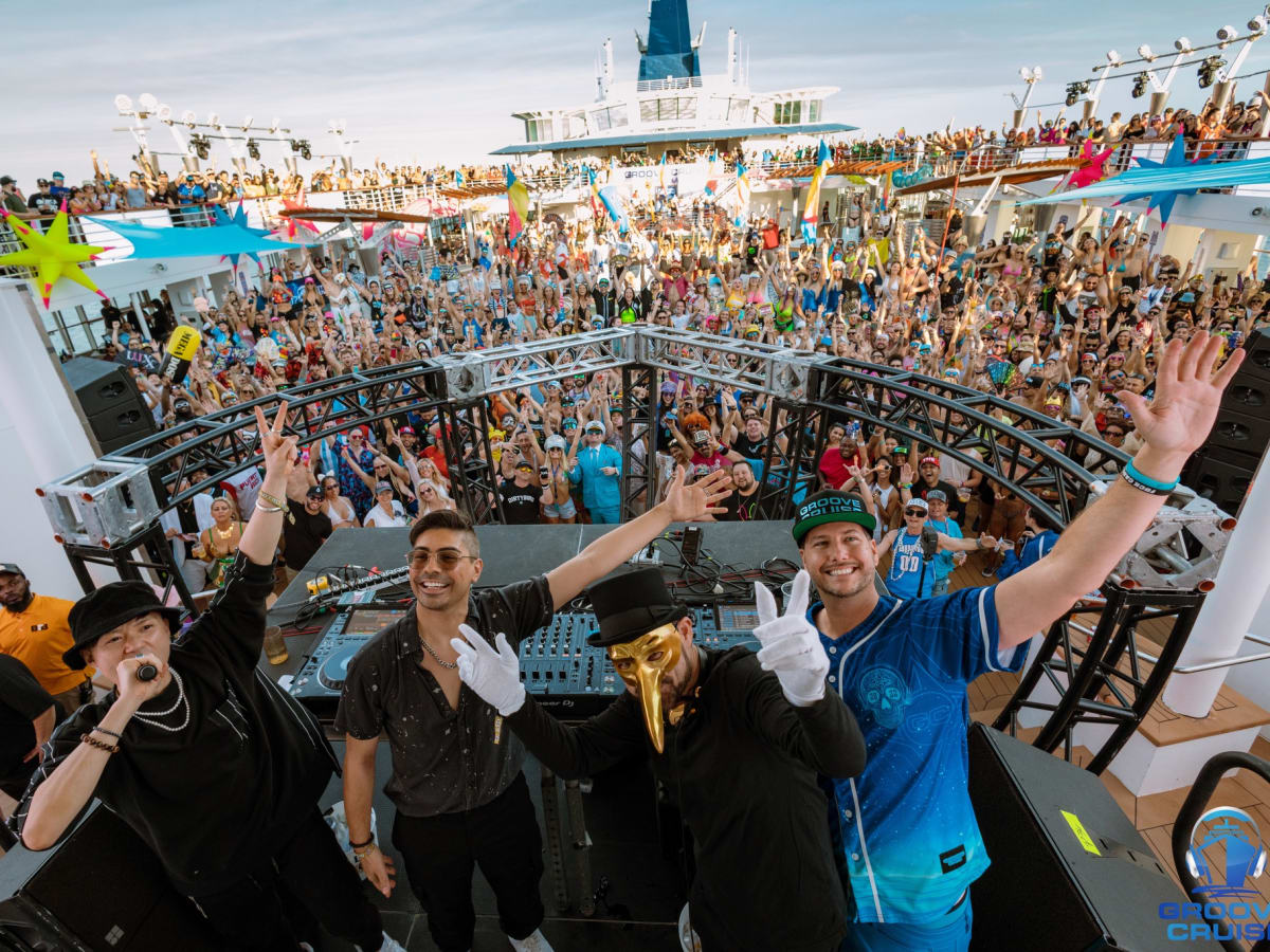 Crowd enjoying a concert at the Gorge in 2025