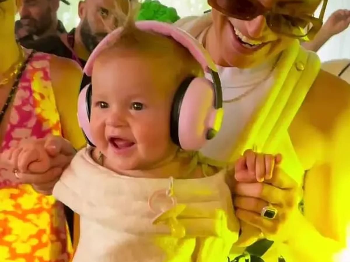 What is a rave baby?