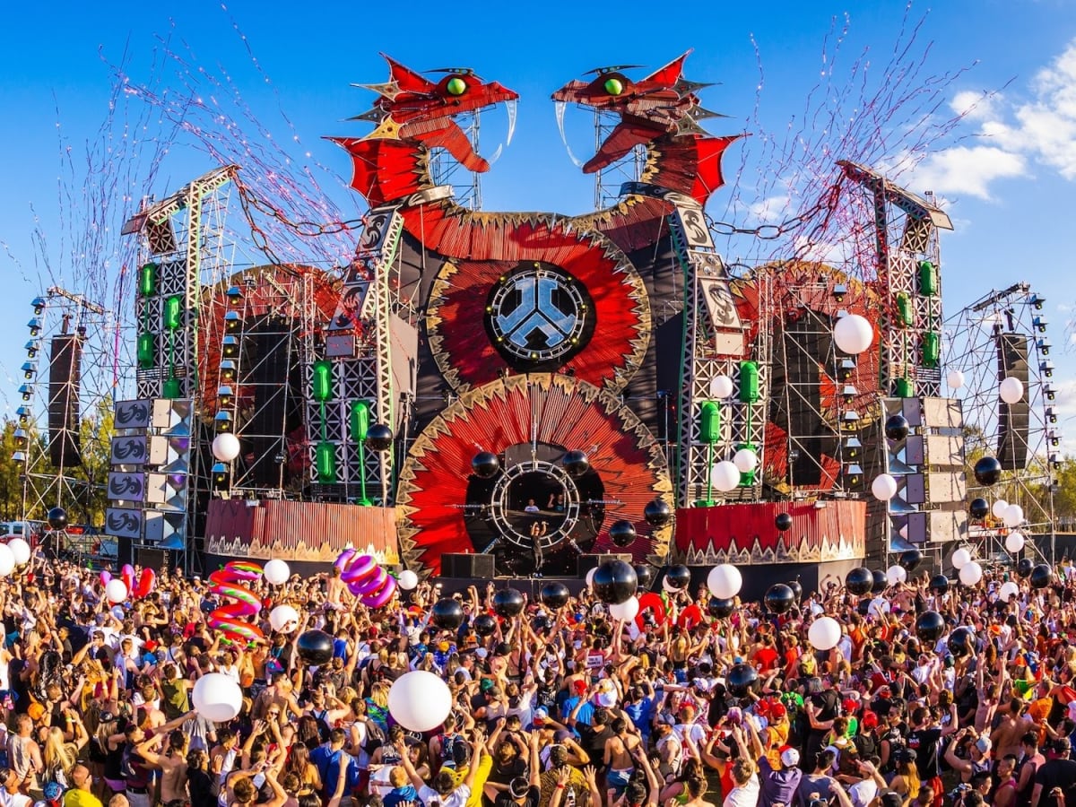 2 Defqon Attendees Collapse and Die At Australian Music Festival   - The Latest Electronic Dance Music News, Reviews & Artists