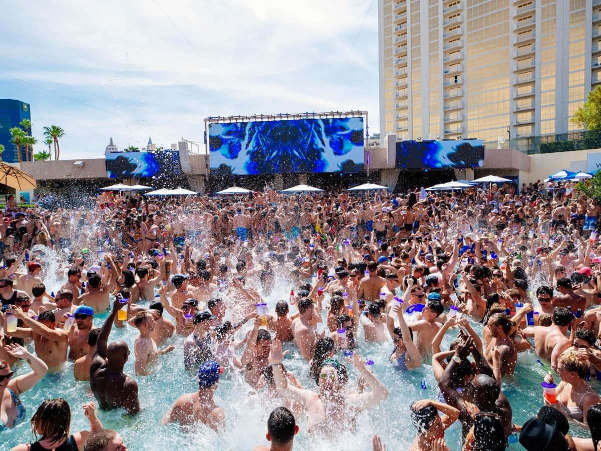 First Las Vegas Pool Party Since Reopening, Face Masks and Bikinis