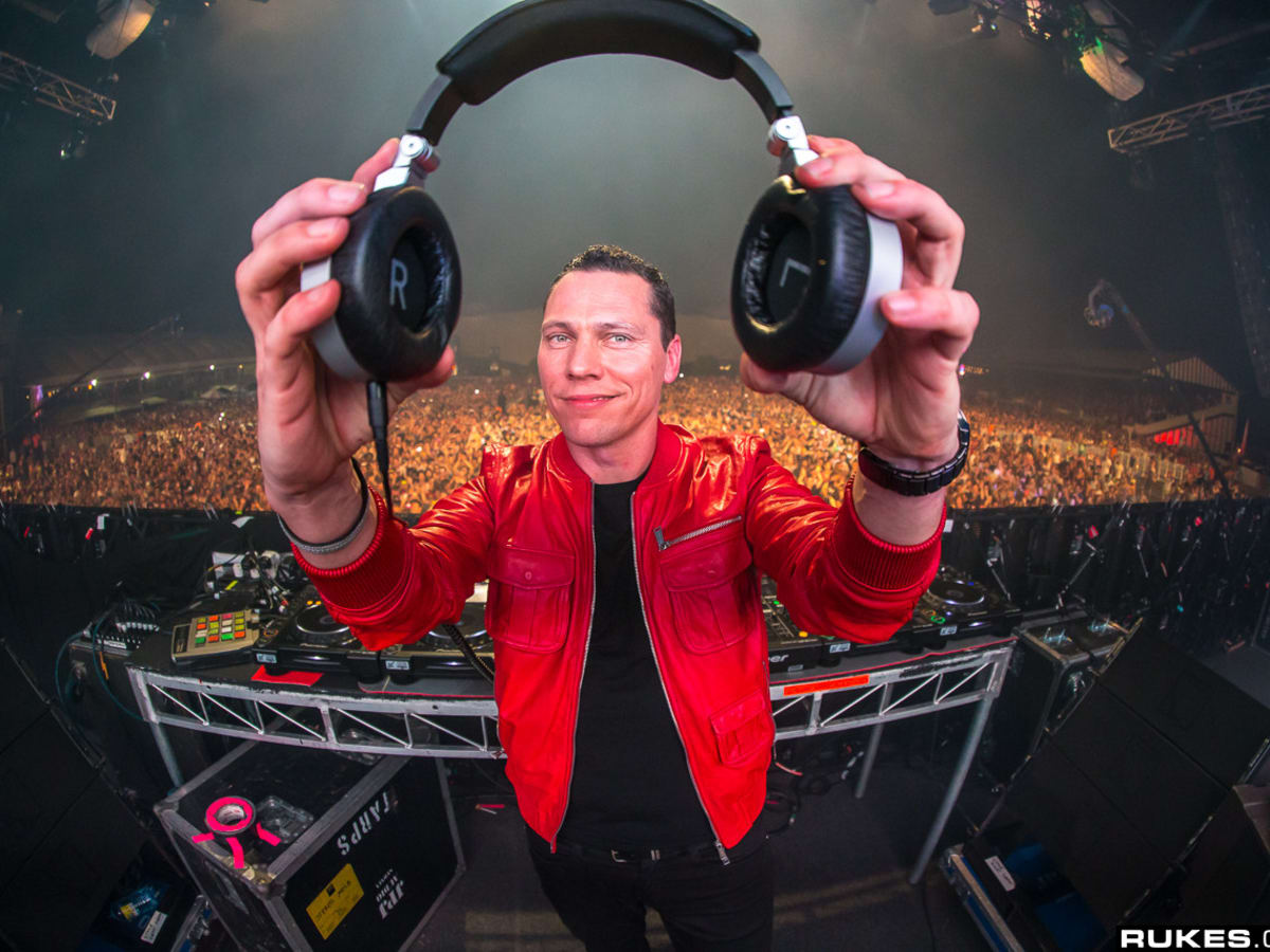 Dj hotsell tiesto headphones