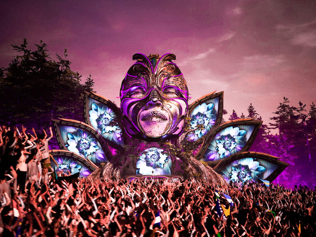 格安SALEスタート!の商品をすべて Tomorrowland Formally Festival NYE Virtual 2020 Announces バッグ