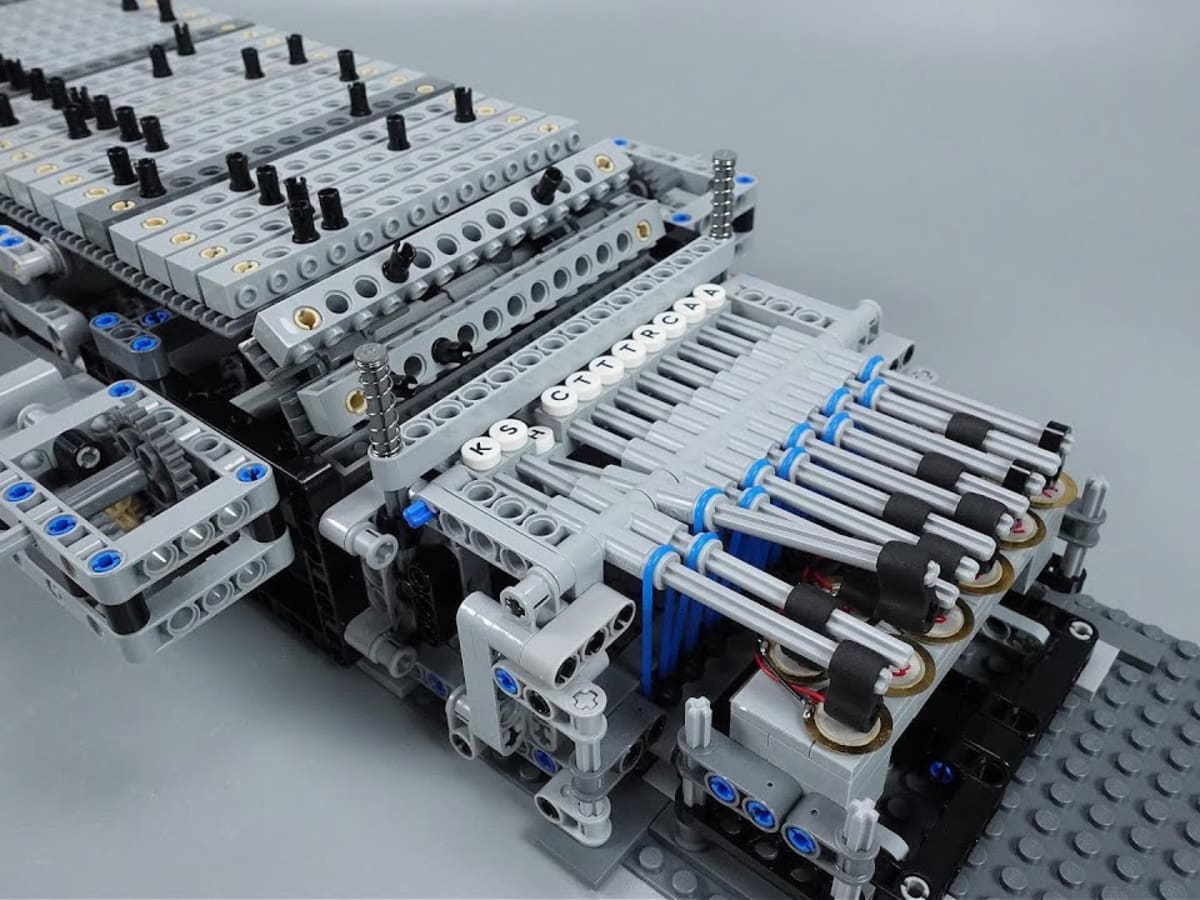 Mechanical lego 2025 sorter