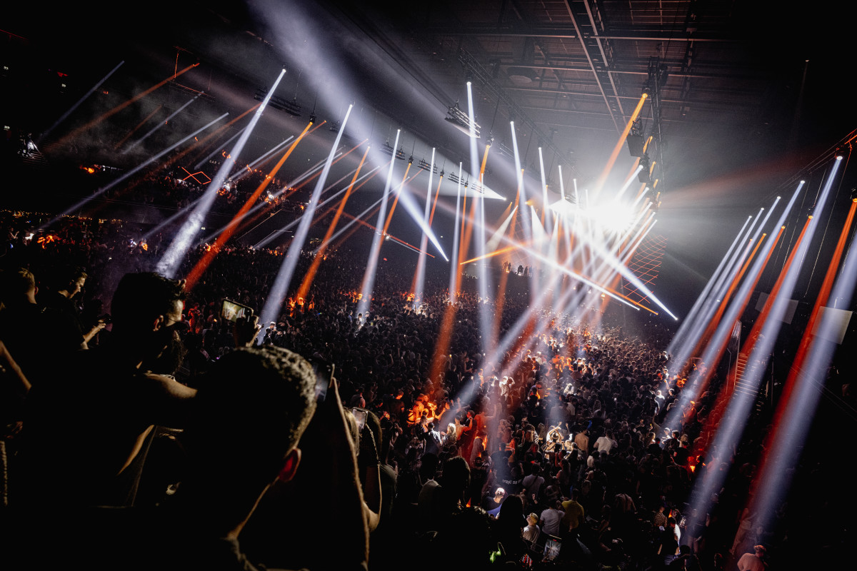 Verknipt Plots Guinness World Record-Breaking Laser Show