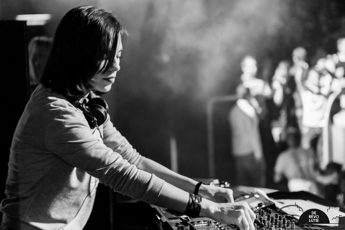 Nina Kraviz Produces Sound Design for New Augmented Reality Game, onmi