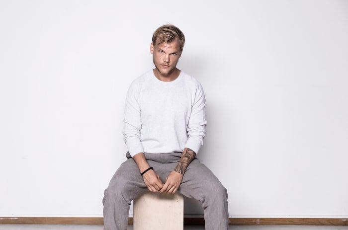 03-avicii-press-2017-cr-Sean-Eriksson-billboard-1548