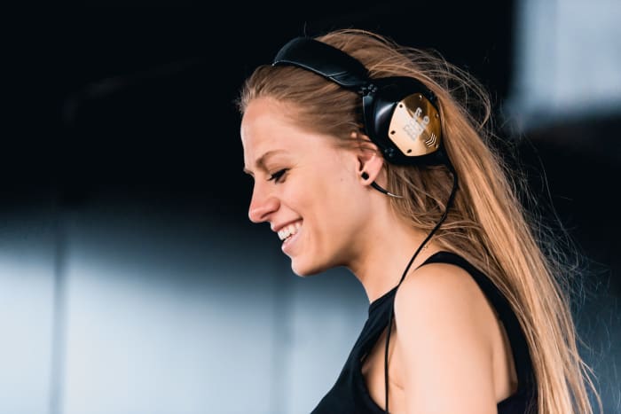 Nora In Pure