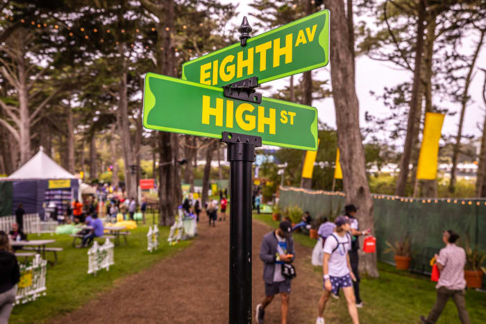 OUTSIDELANDS2022_0806_124044-6821_ALIVECOVERAGE