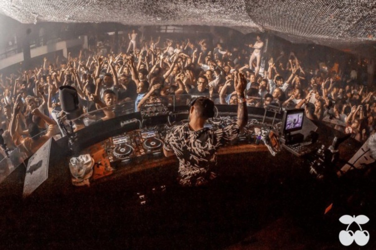 Hot Since 82 - Crowd Photo at Pacha (Residency)