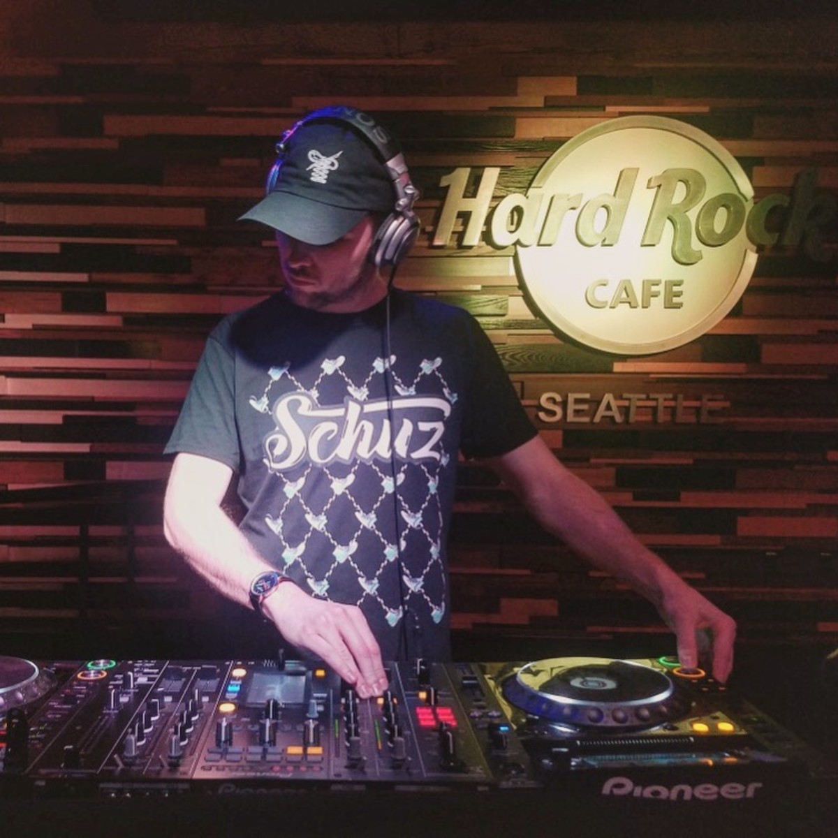 Schuz at the Hard Rock Cafe in Seattle, Washington
