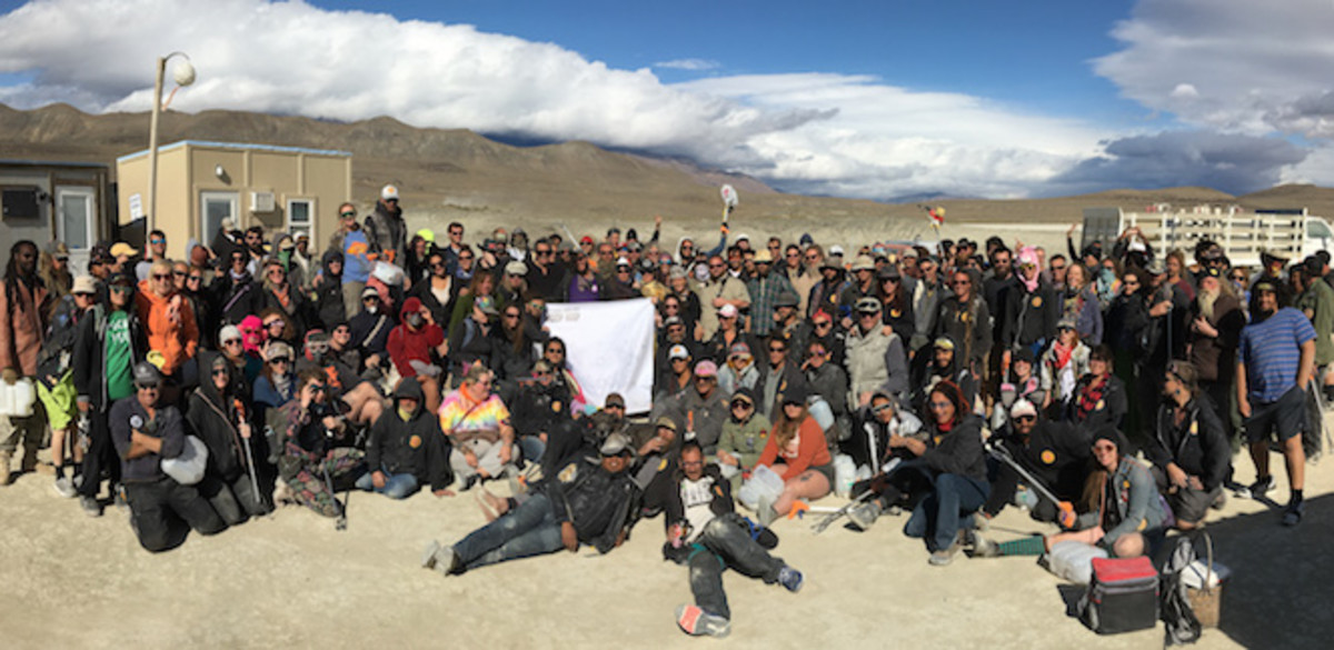 The 2019 Playa Resoration Team after Burning Man (photo by DA)